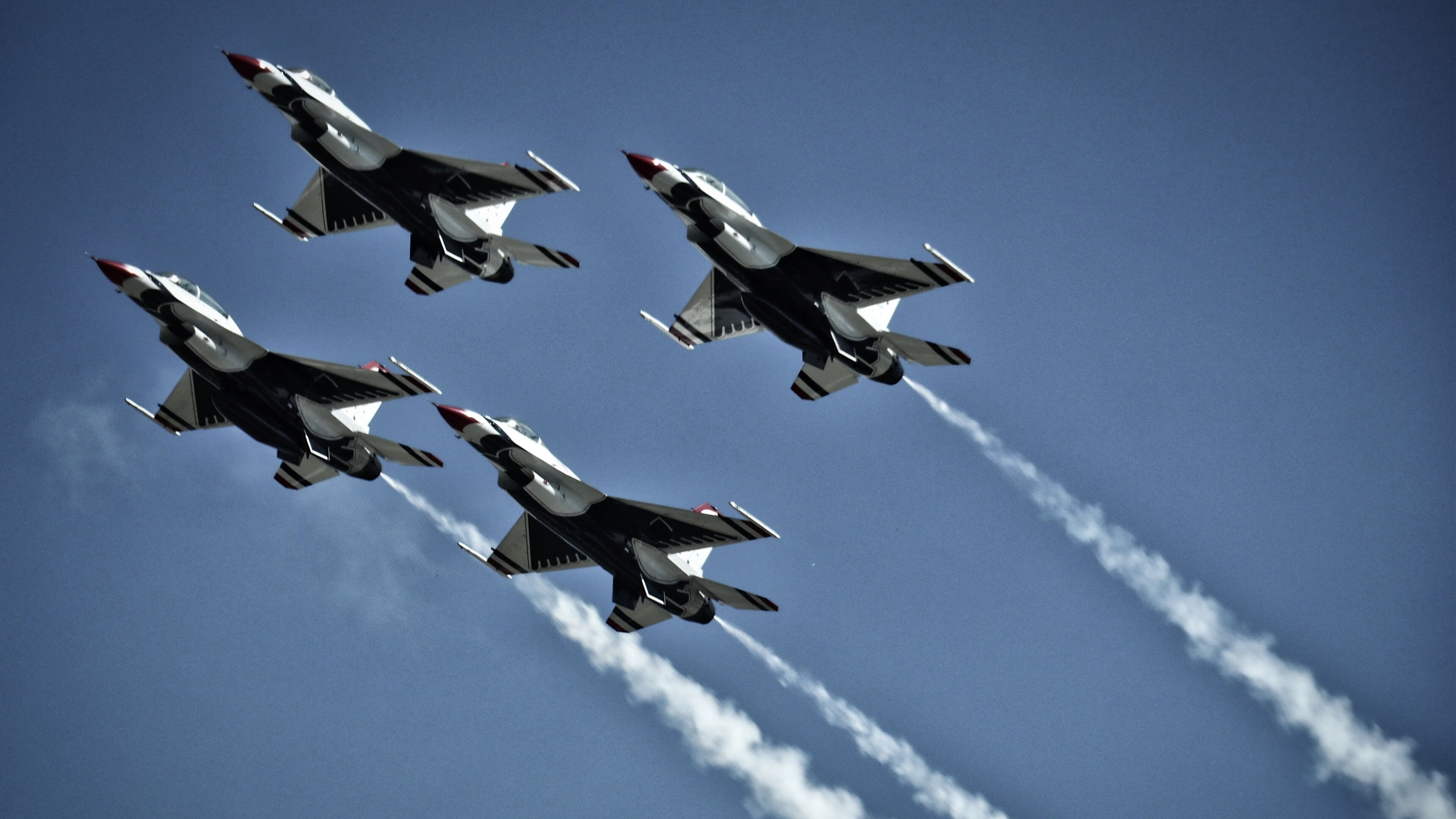 当勒布朗穿上东北虎球衣，吉林逆转活塞的传奇之夜